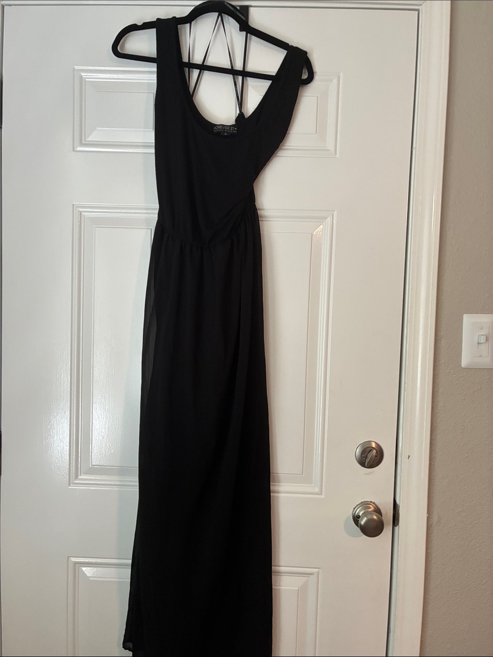 Forever 21 Black Sleeveless Maxi Dress with Strappy Back Detail